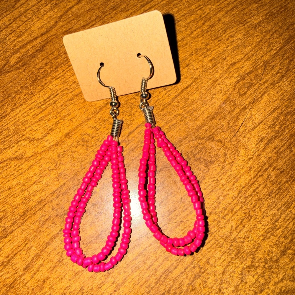 Earrings:Pink Beaded Teardrop Earrings